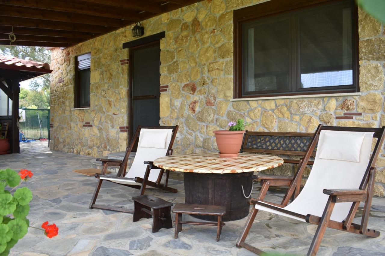 Konaki Guesthouse Ormos Panagias Buitenkant foto