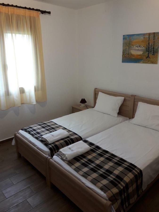 Konaki Guesthouse Ormos Panagias Buitenkant foto